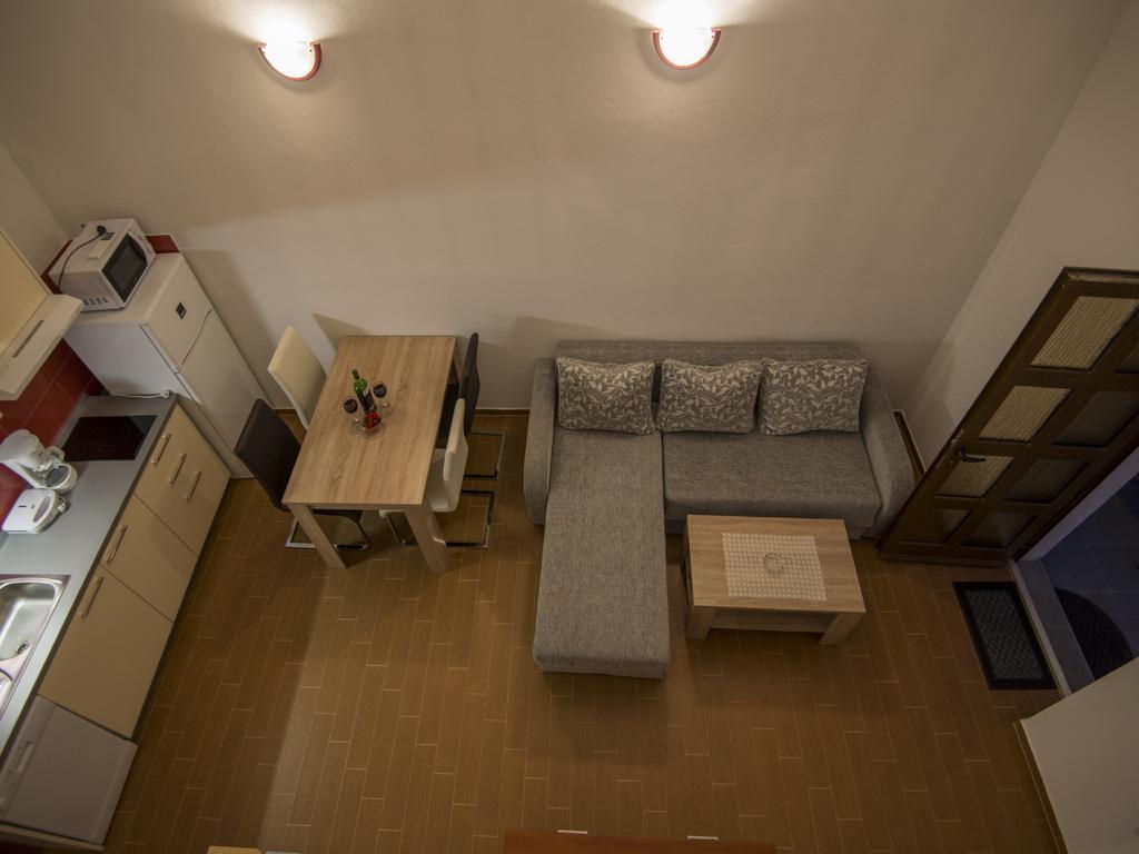Apartments Punta Starigrad Paklenica Εξωτερικό φωτογραφία